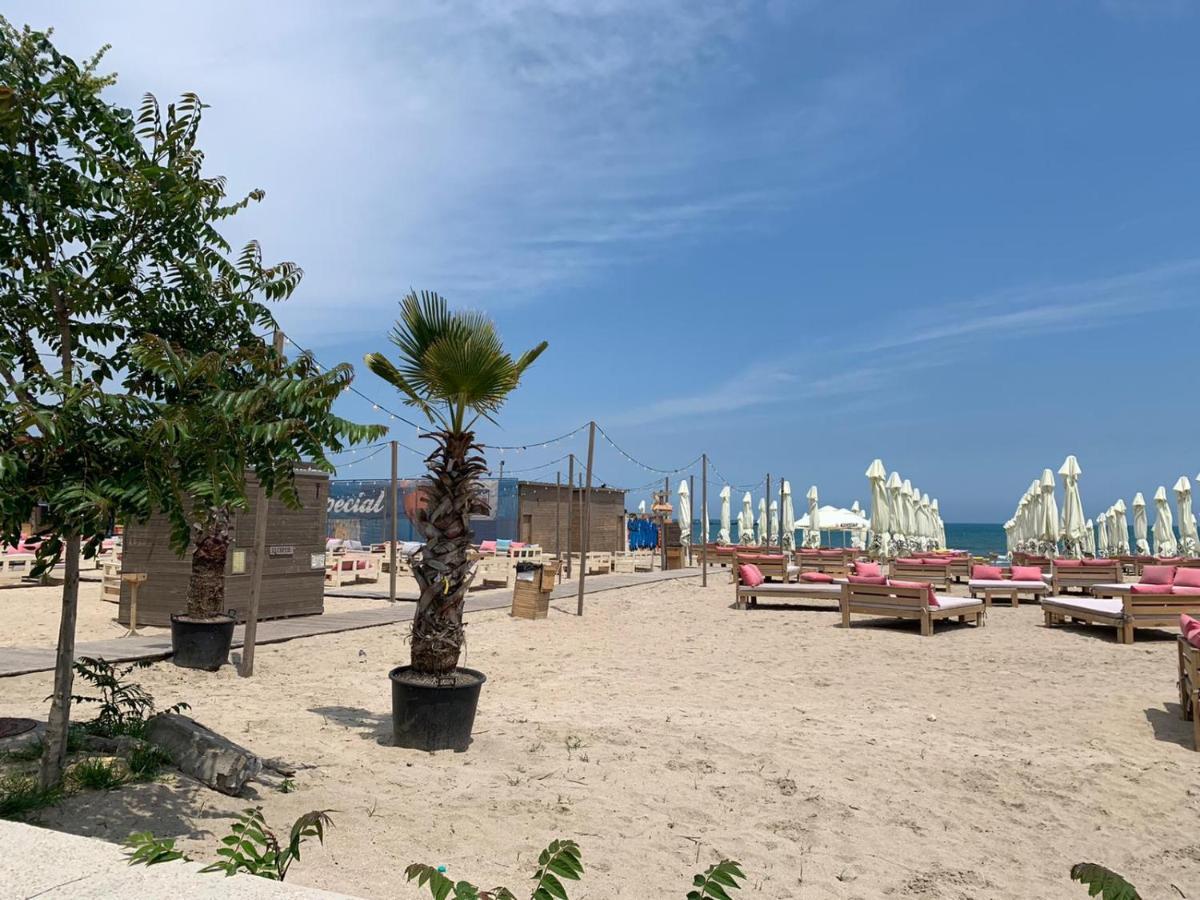 Apartment Sunset Lake View Mamaia Exterior photo